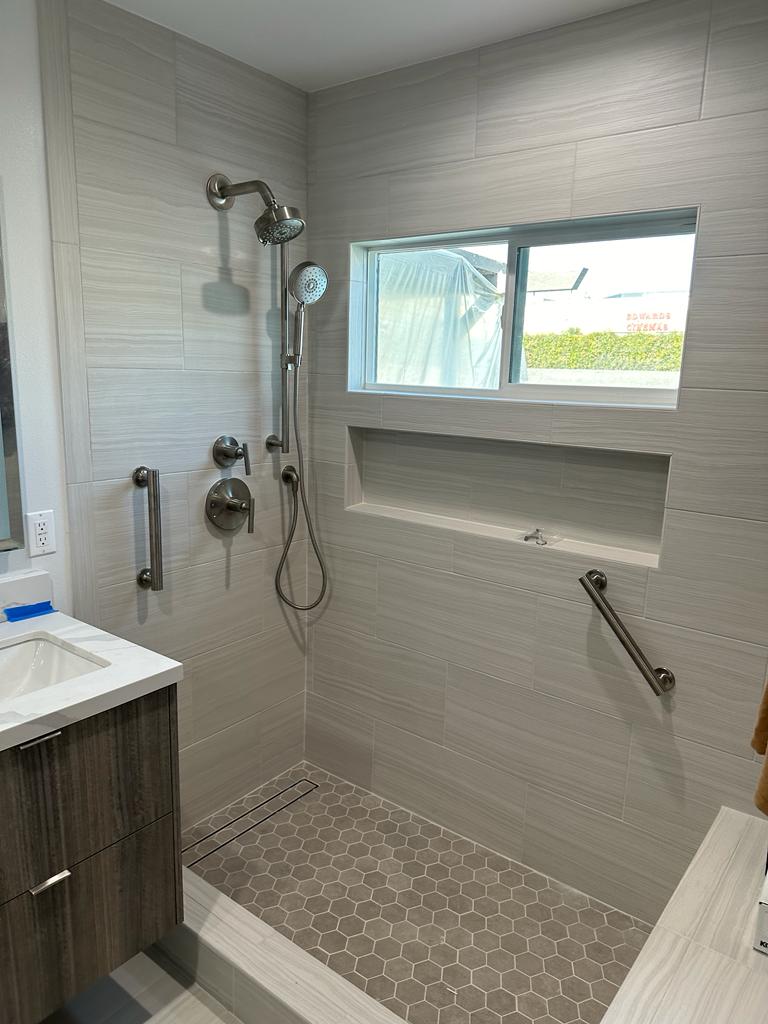 Modern tiled walk-in shower installed by SoCal Emergency Plumbing Dana Point